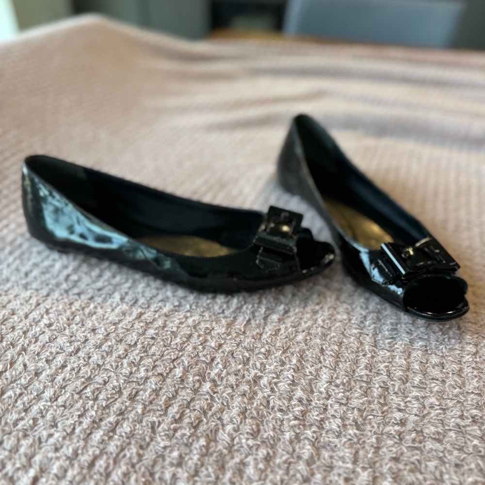GUCCI Dialux Queen Peep Toe Flats